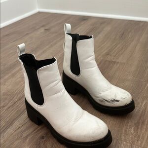 Stylish White and Black Women's Boots